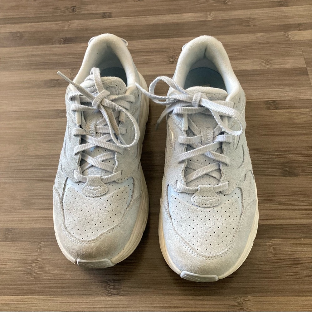 Hoka One in powder blue women’s 10